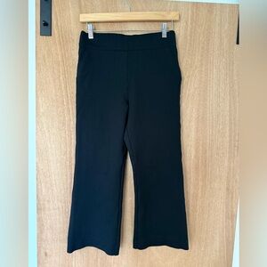 Spanx black ponte pants cropped wide-leg work travel pull on slimming- M petite